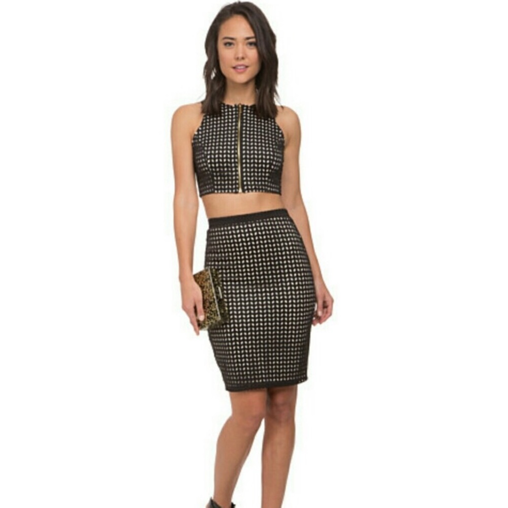 Whitney Eve Black cutout zipup crop top